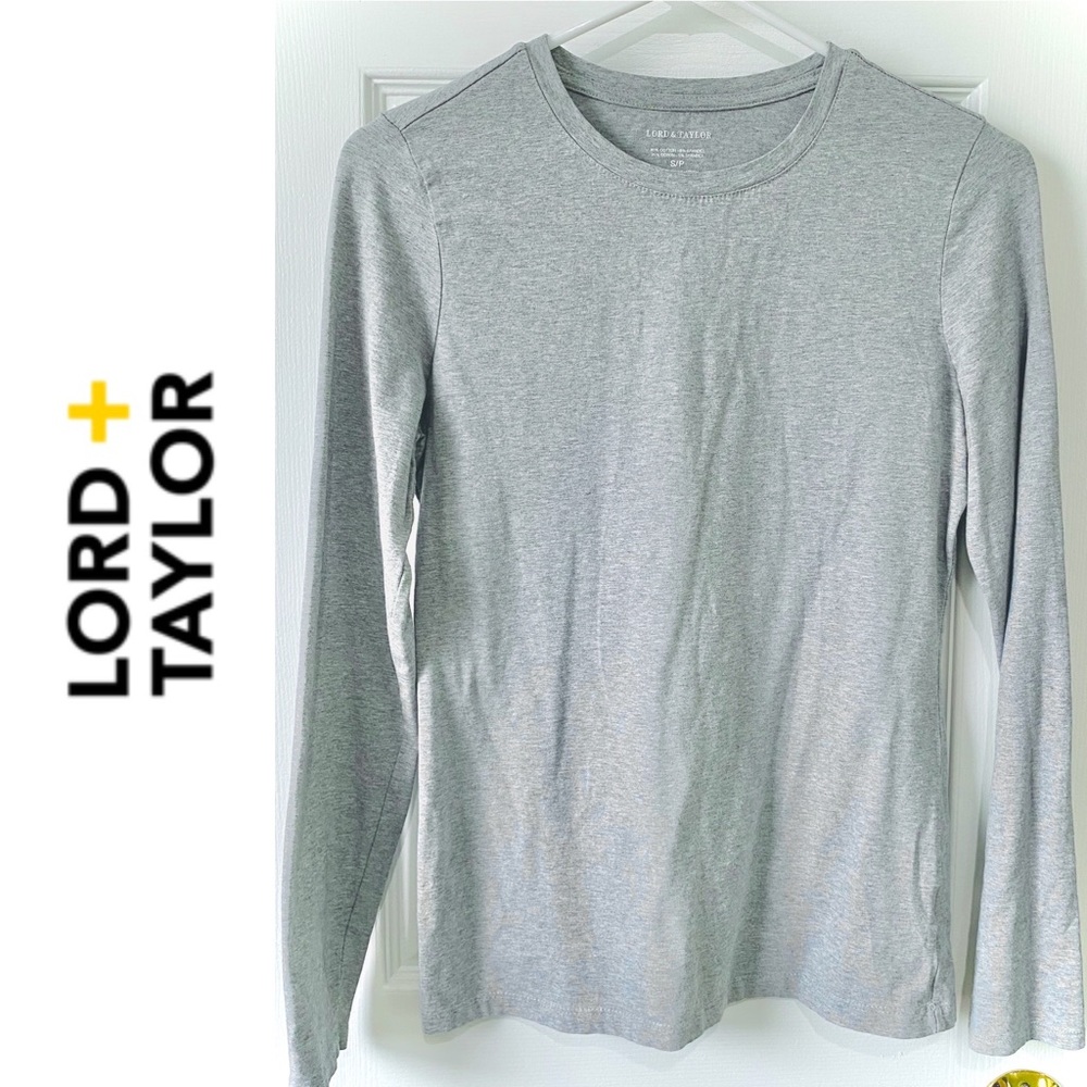 Lord& Taylor fitted long sleeve